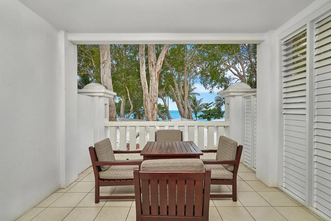 Beach Club Oceanview Apartment 1221-2 Palm Cove